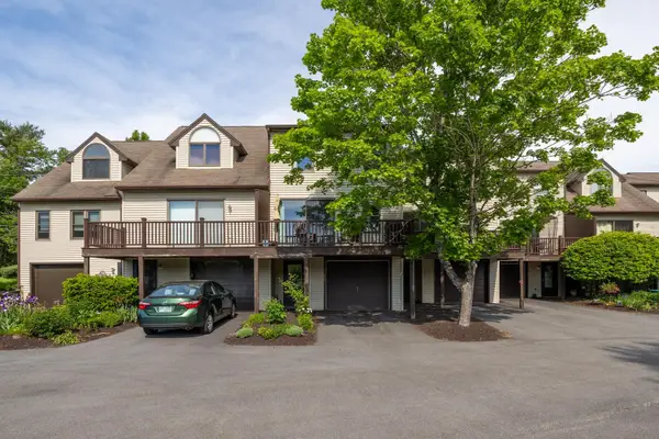 411 Ledgeview Drive, Rochester, NH 03839