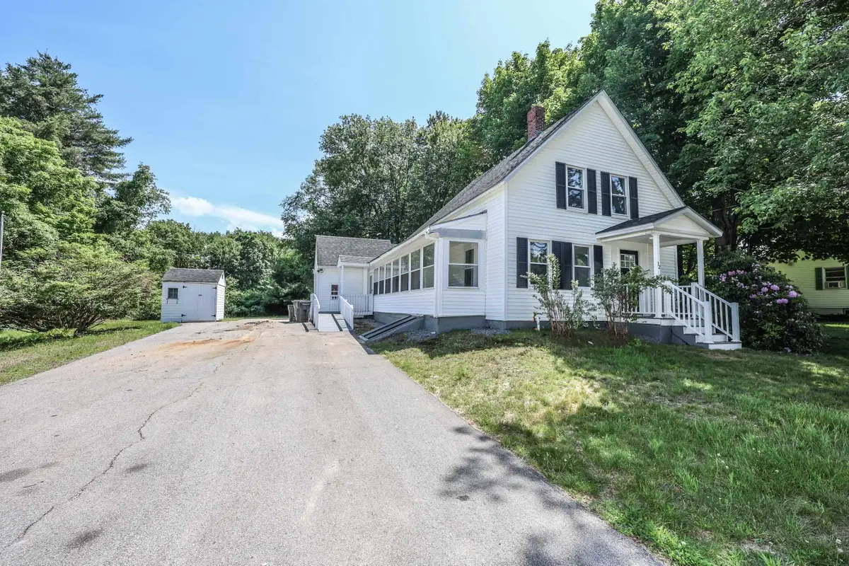 32 Raymond Road, Auburn, NH 03032 - #1
