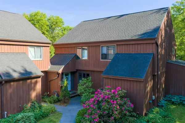 20 Greenfield Road #F7, Essex, VT 05452