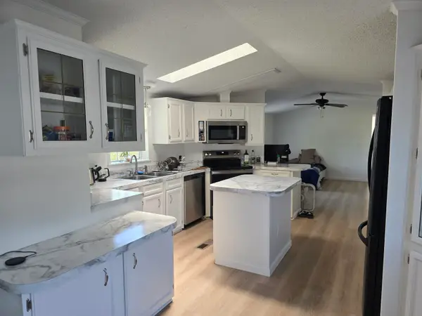 7 Crown Point Drive #B, Charlestown, NH 03603