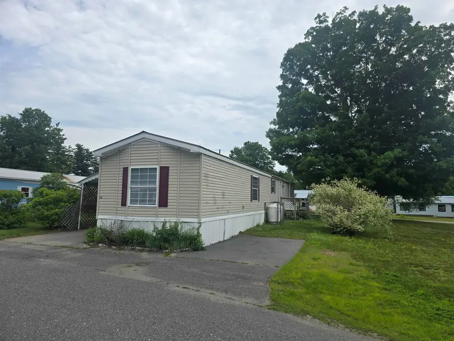 7 Crown Point Drive #B, Charlestown, NH 03603 - #3