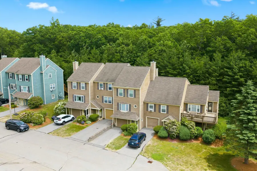 12 Walnut Circle, Merrimack, NH 03054 - #2