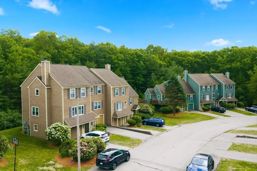 12 Walnut Circle, Merrimack, NH 03054 - #3