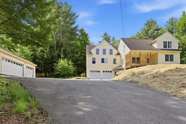 19 Meadow Lark Lane, Epsom, NH 03234