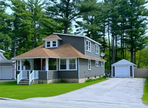 87 Chestnut Hill Road, Rochester, NH 03867