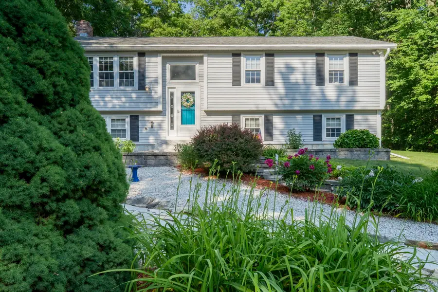 21 Emerald Drive, Derry, NH 03038 - #2
