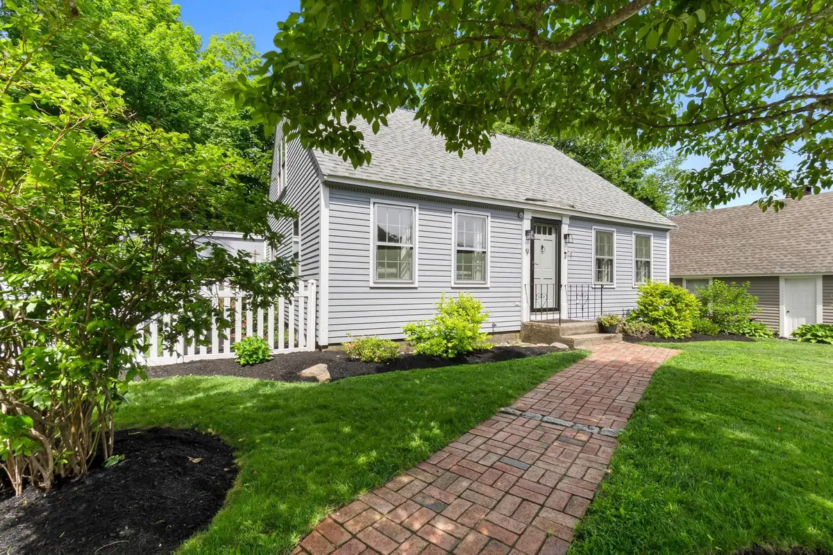 9 Comings Court, Exeter, NH 03833 - #1