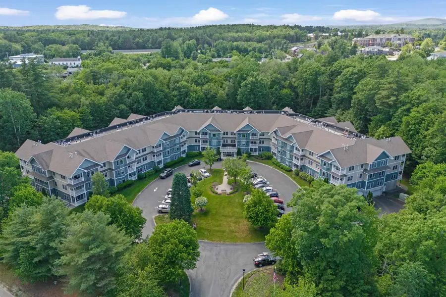 65 Hawthorne Drive #106, Bedford, NH 03110 - #2
