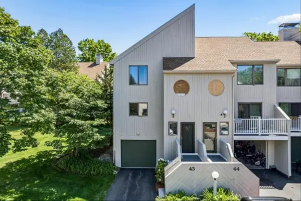 65 Victoria Street #43, Manchester, NH 03104