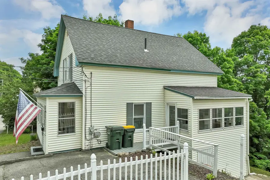 41 Dixon Street, Laconia, NH 03246 - #3