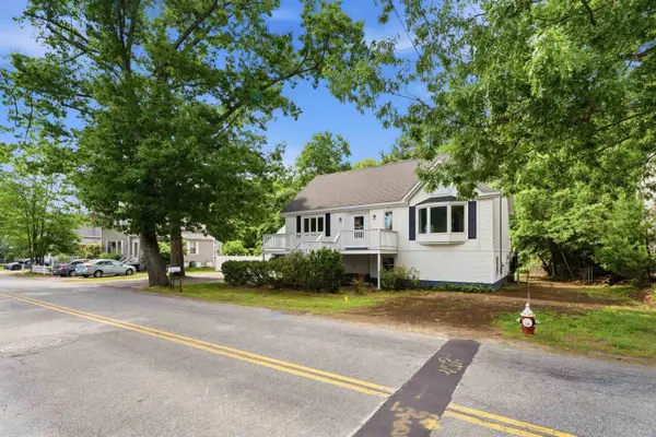 22 Farm Lane, Seabrook, NH 03874