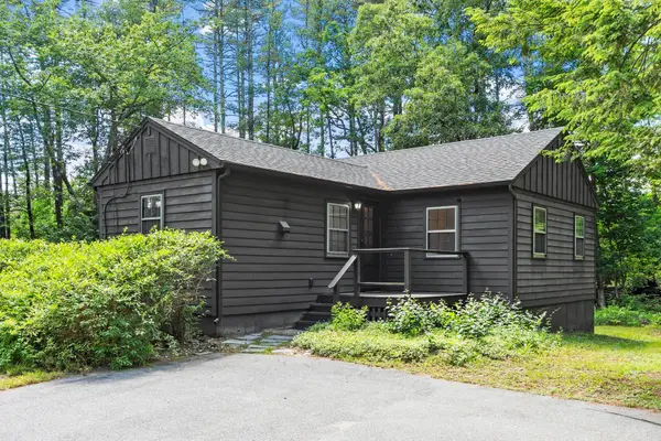 12 Bohanon Bridge Road, Brookline, NH 03033