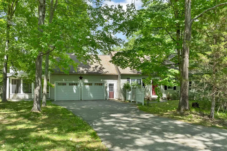 10 Shaws Lane, Dover, NH 03820 - #2