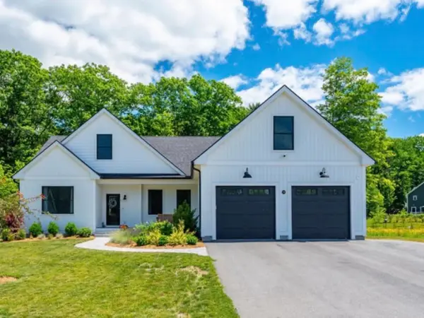 19 Peterson Road, Rochester, NH 03839