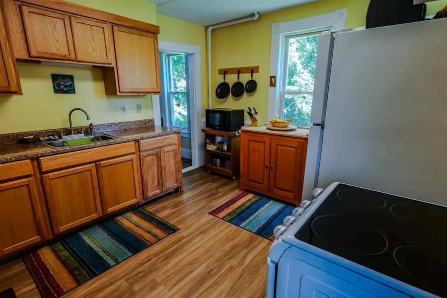 238 Mt. Pleasant Street, Saint Johnsbury, VT 05819 - #2