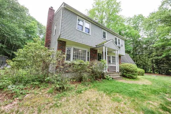 1 Woodridge Road, Durham, NH 03824