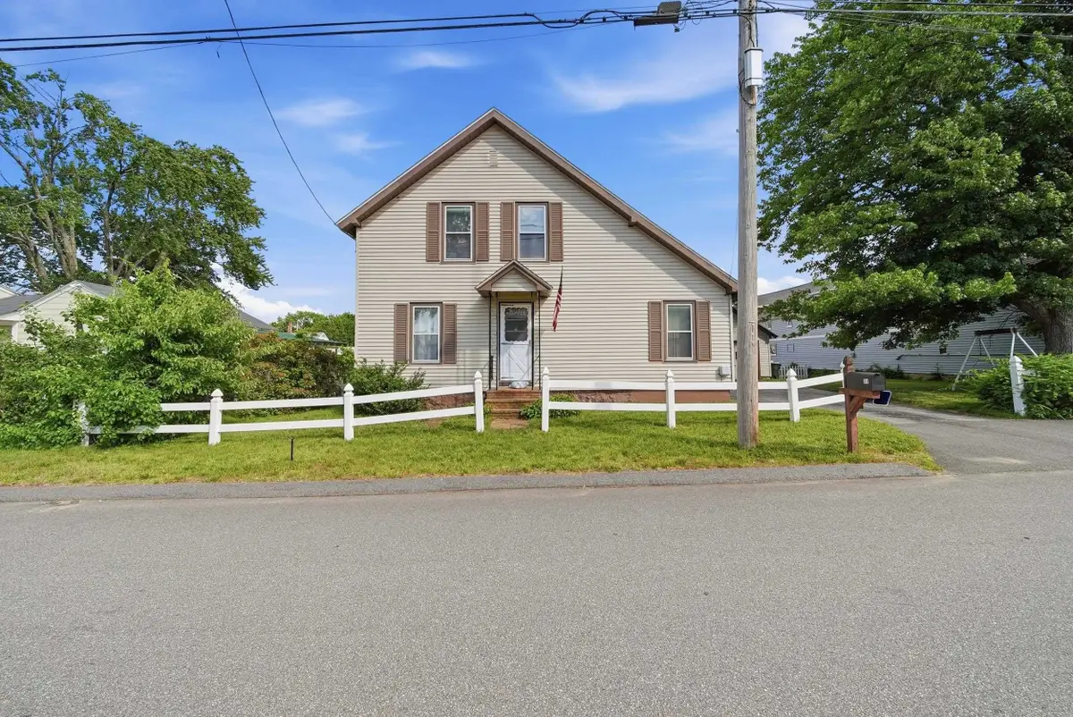 11 Pershing Street, Manchester, NH 03102 - #1