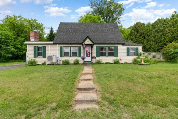 66 Cook Road, Highgate, VT 05478