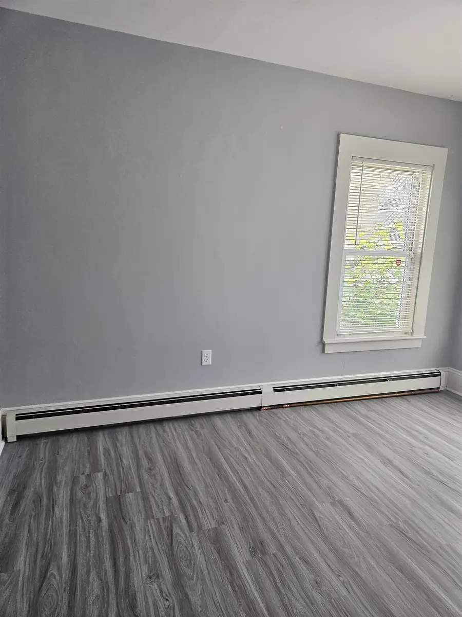 637 Harvard Street, Manchester, NH 03103 - #2
