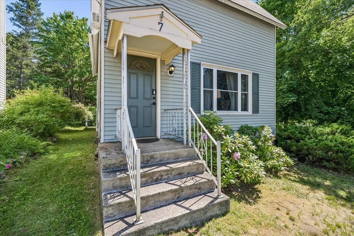 7 Gold Street, Manchester, NH 03103 - #1