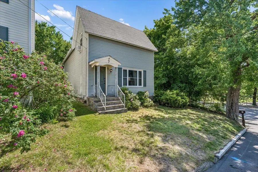 7 Gold Street, Manchester, NH 03103 - #2