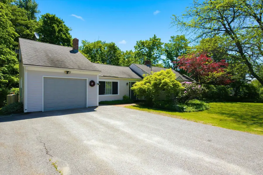 221 School Street, Tilton, NH 03276 - #3