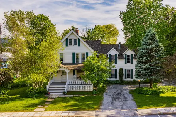 238 Seminary Avenue, Manchester, VT 05254