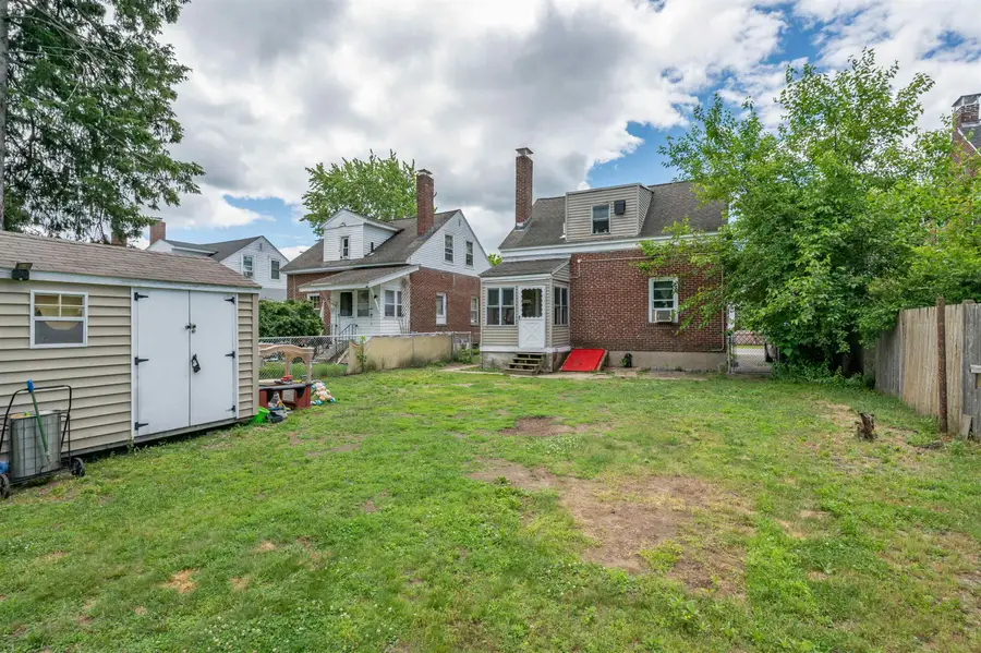 17 Grand Avenue, Nashua, NH 03060 - #3