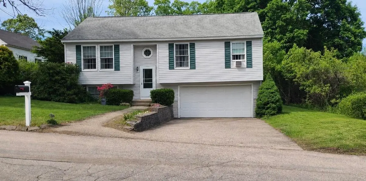 29 Sherburne Street, Manchester, NH 03104 - #1
