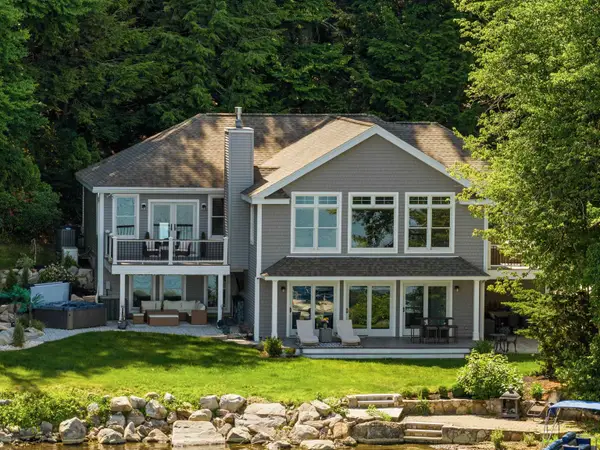97 W Shore Road, Windham, NH 03087