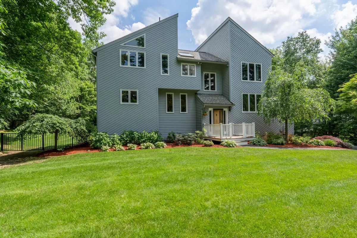6 Summer Drive, Londonderry, NH 03053 - #1