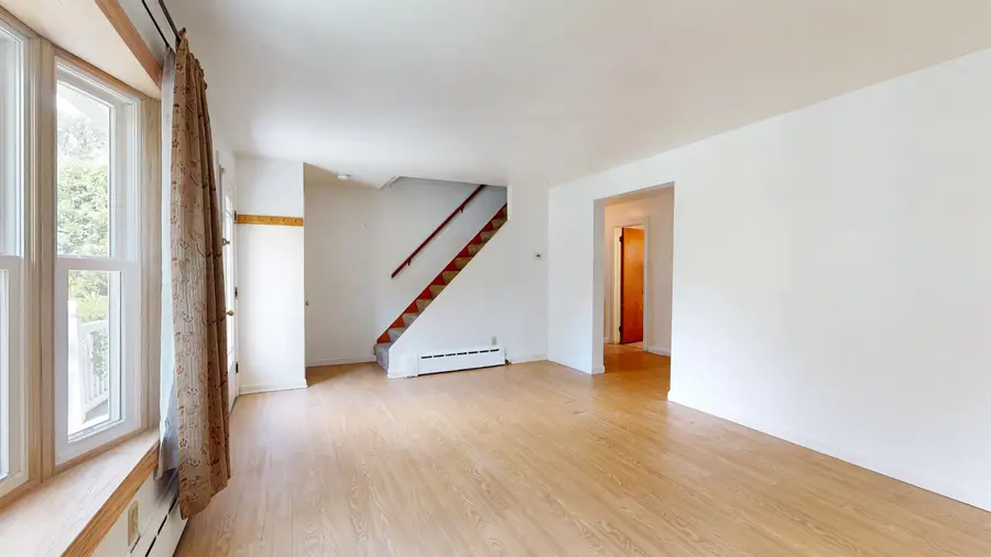 4 Myers Court, South Burlington, VT 05403 - #3