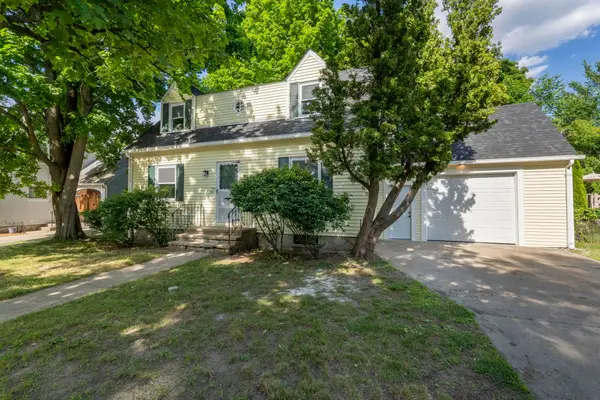 857 Union Street, Manchester, NH 03104