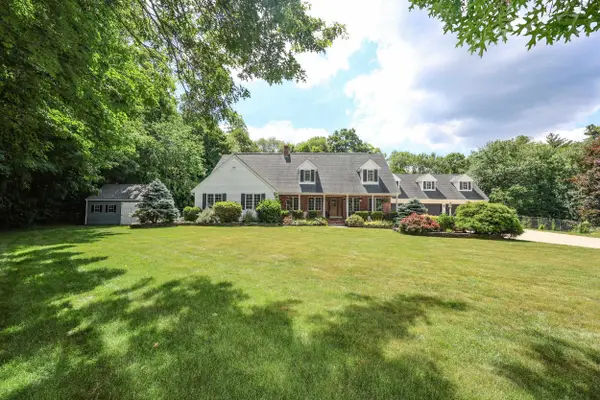 4 CHENEY Lane, Plaistow, NH 03865