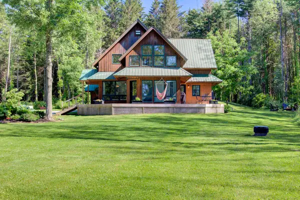422 West Shore Road, South Hero, VT 05486