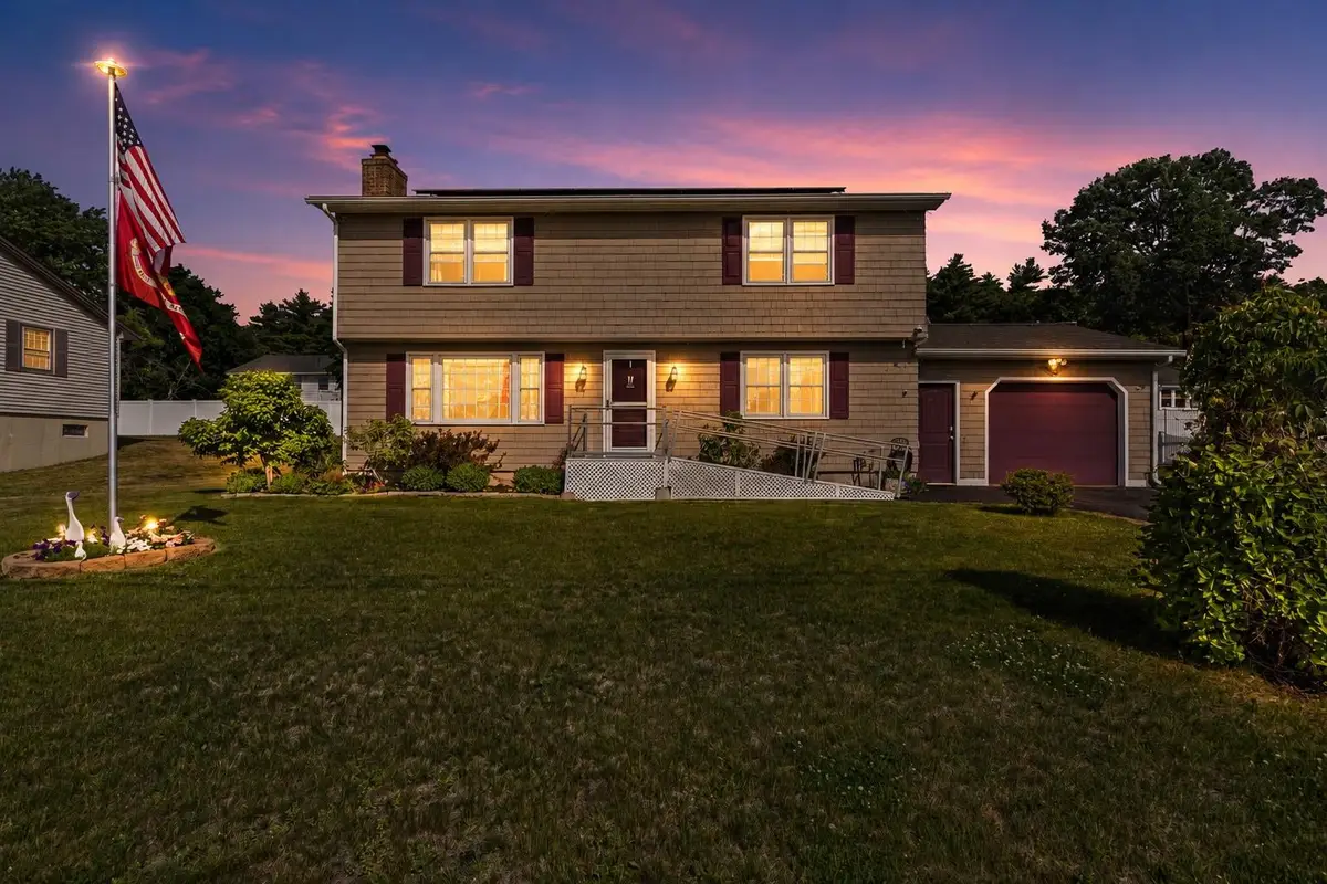 7 Hopi Drive, Nashua, NH 03063 - #1
