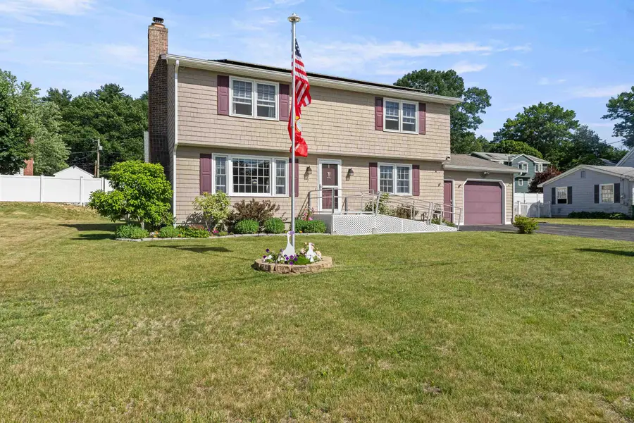 7 Hopi Drive, Nashua, NH 03063 - #3