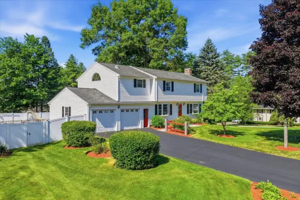 1 Valleyview Drive, Merrimack, NH 03054