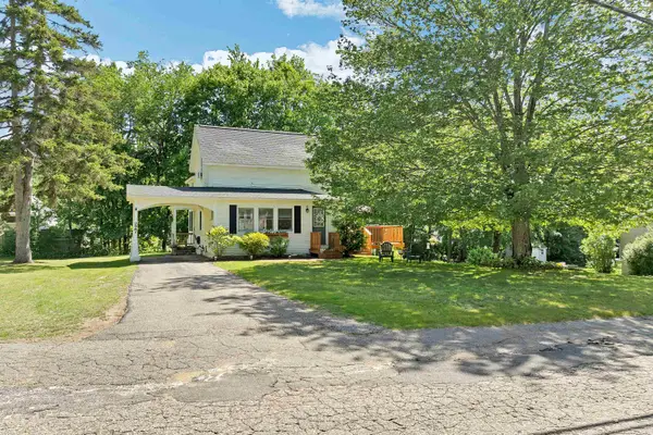 227 Pine Street, Laconia, NH 03246