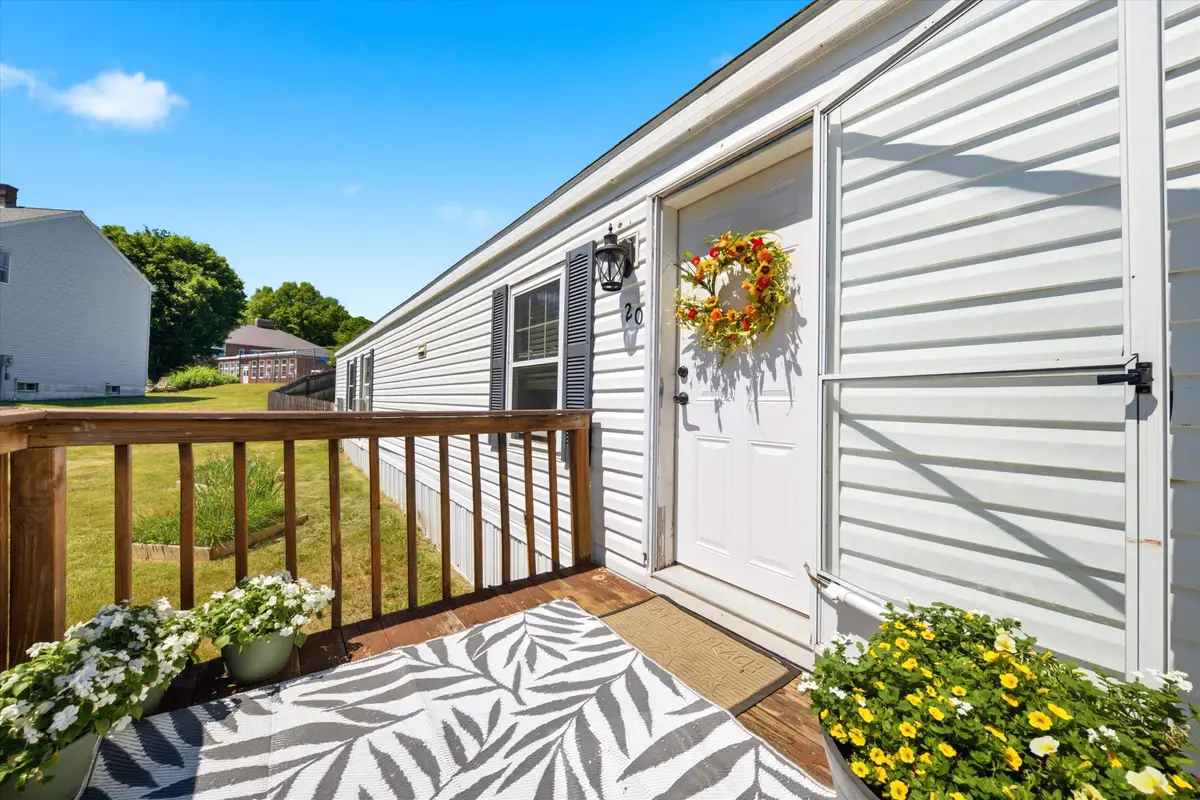 20 Center Court, Epping, NH 03042 - #1
