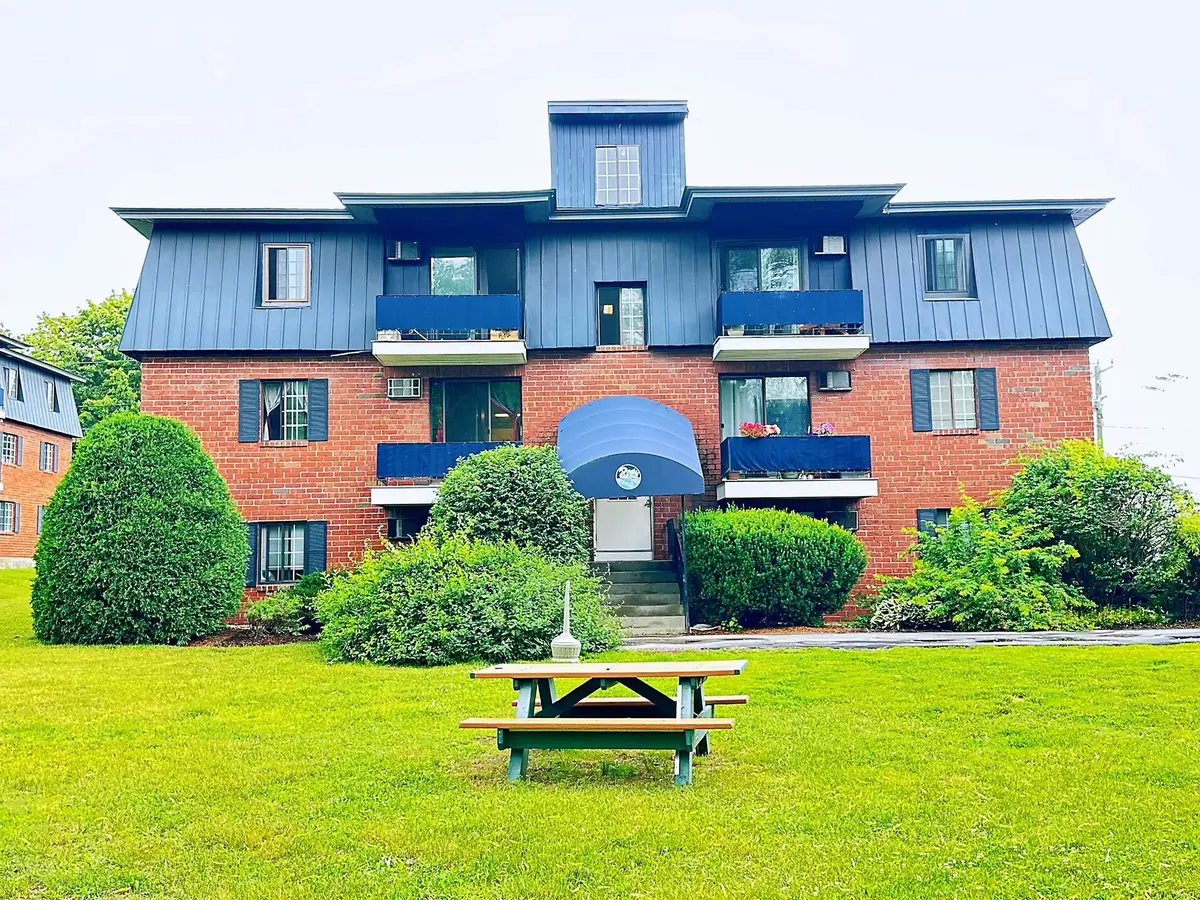 34 Dunbarton Road #2D, Manchester, NH 03102 - #1