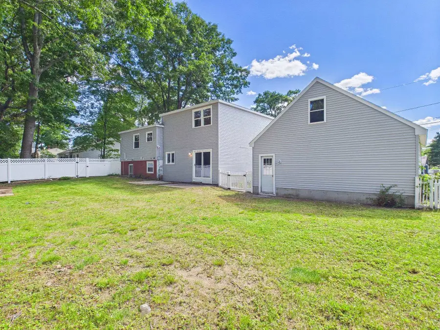 29 Burnside Street, Nashua, NH 03064 - #3
