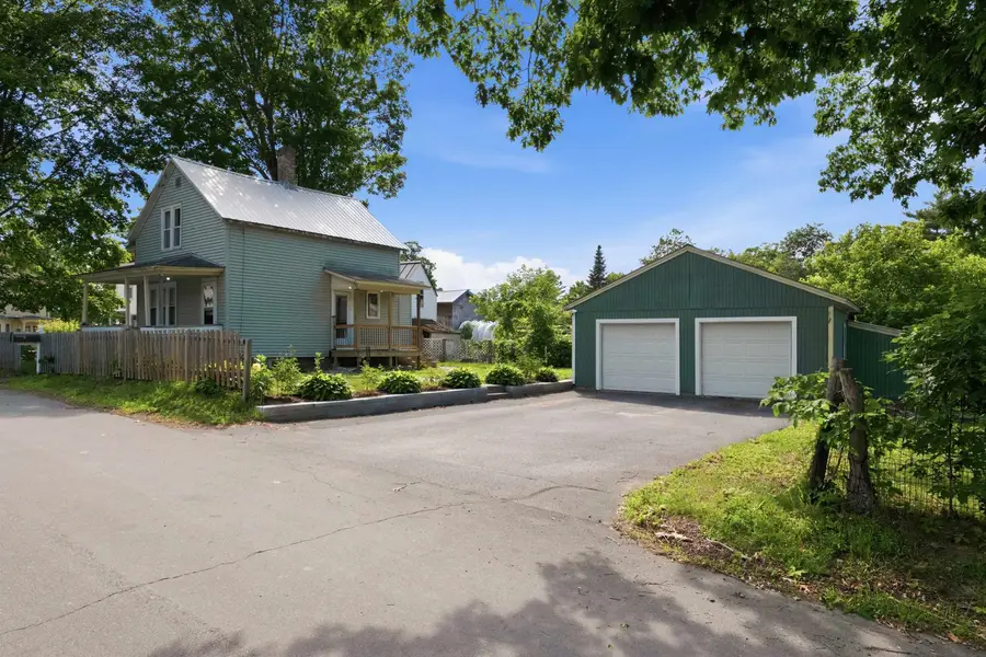 4 Skinner Street, Claremont, NH 03743 - #2