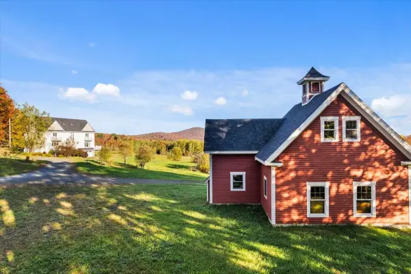 400 Green Bay Loop, Peacham, VT 05862