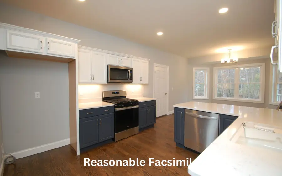 122 South Road, Londonderry, NH 03053 - #2