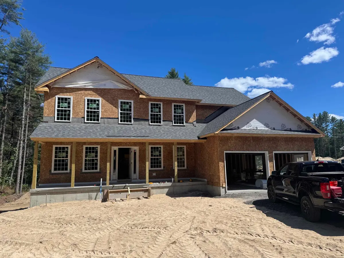 124 South Road, Londonderry, NH 03053 - #1