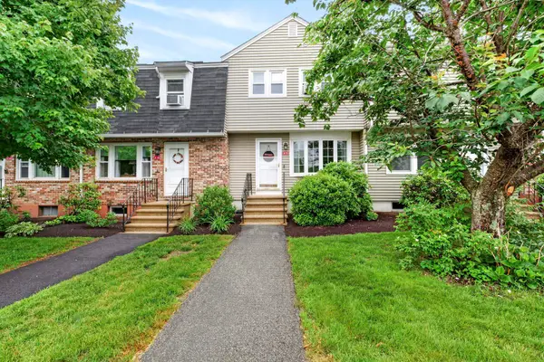 4 Snowberry Lane #9, Goffstown, NH 03045