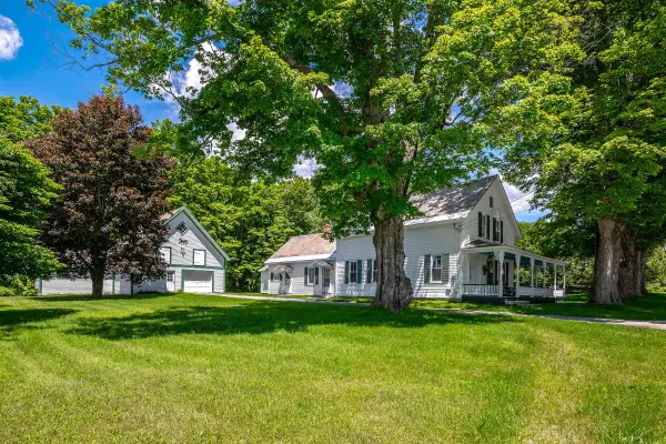 457 Brooklyn Road, Mount Tabor, VT 05739