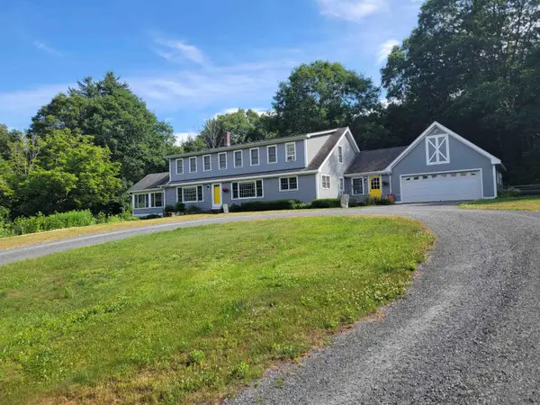 72 Old Northfield Road, Hinsdale, NH 03451