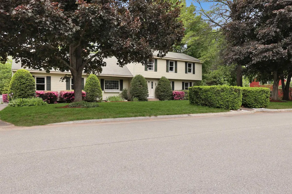 2 Queensway Circle, Nashua, NH 03062 - #1